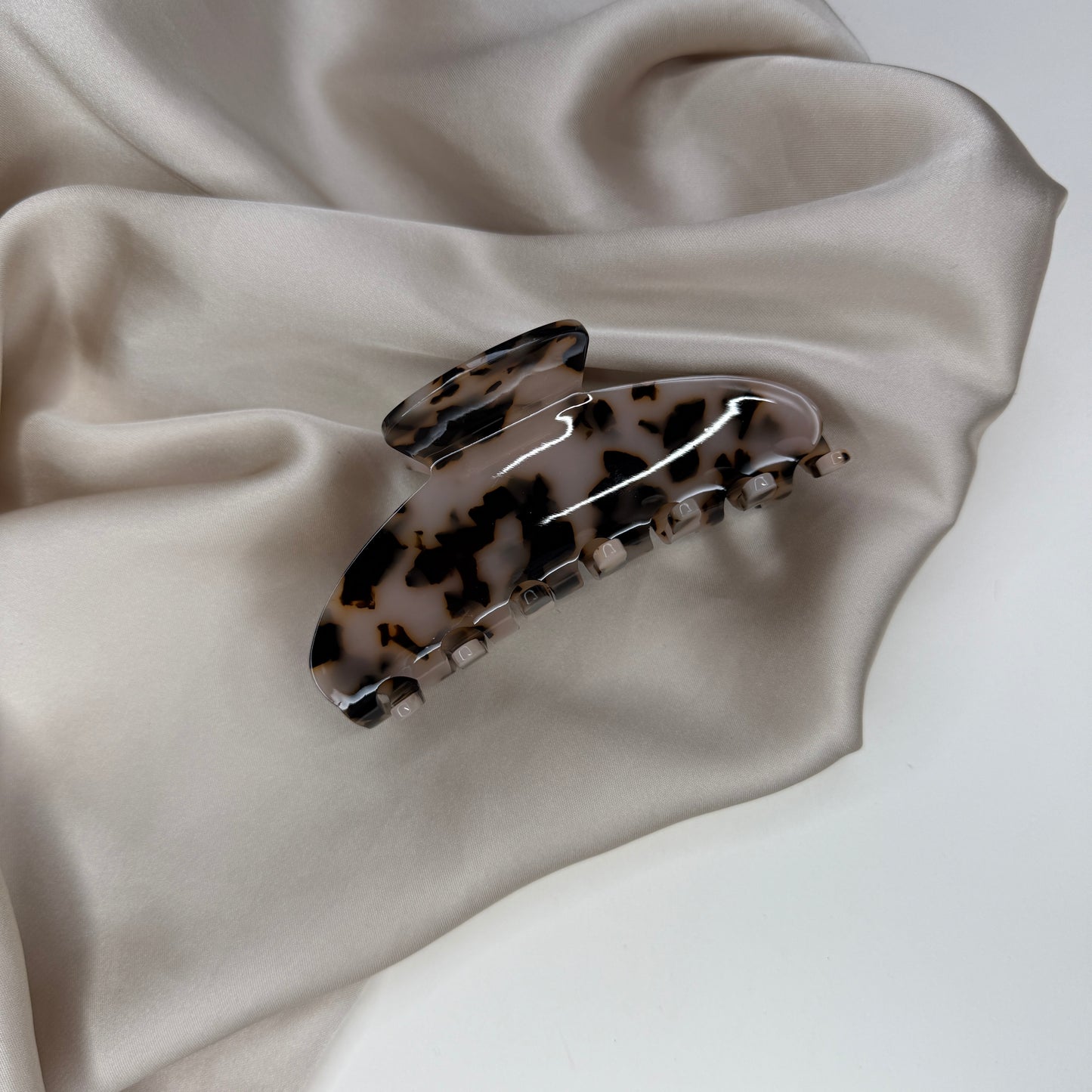 Classic Hair Claw Clip