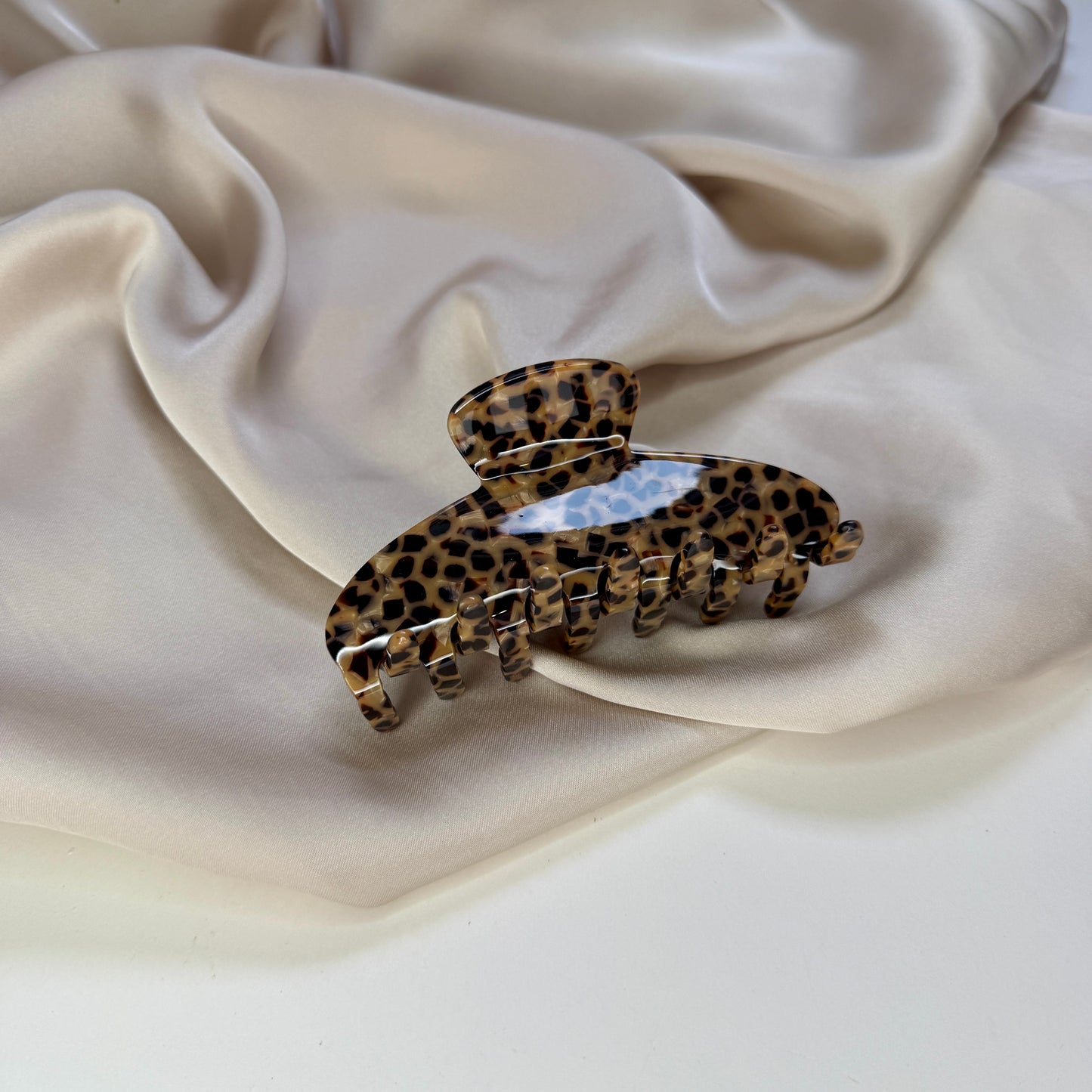 Classic Hair Claw Clip