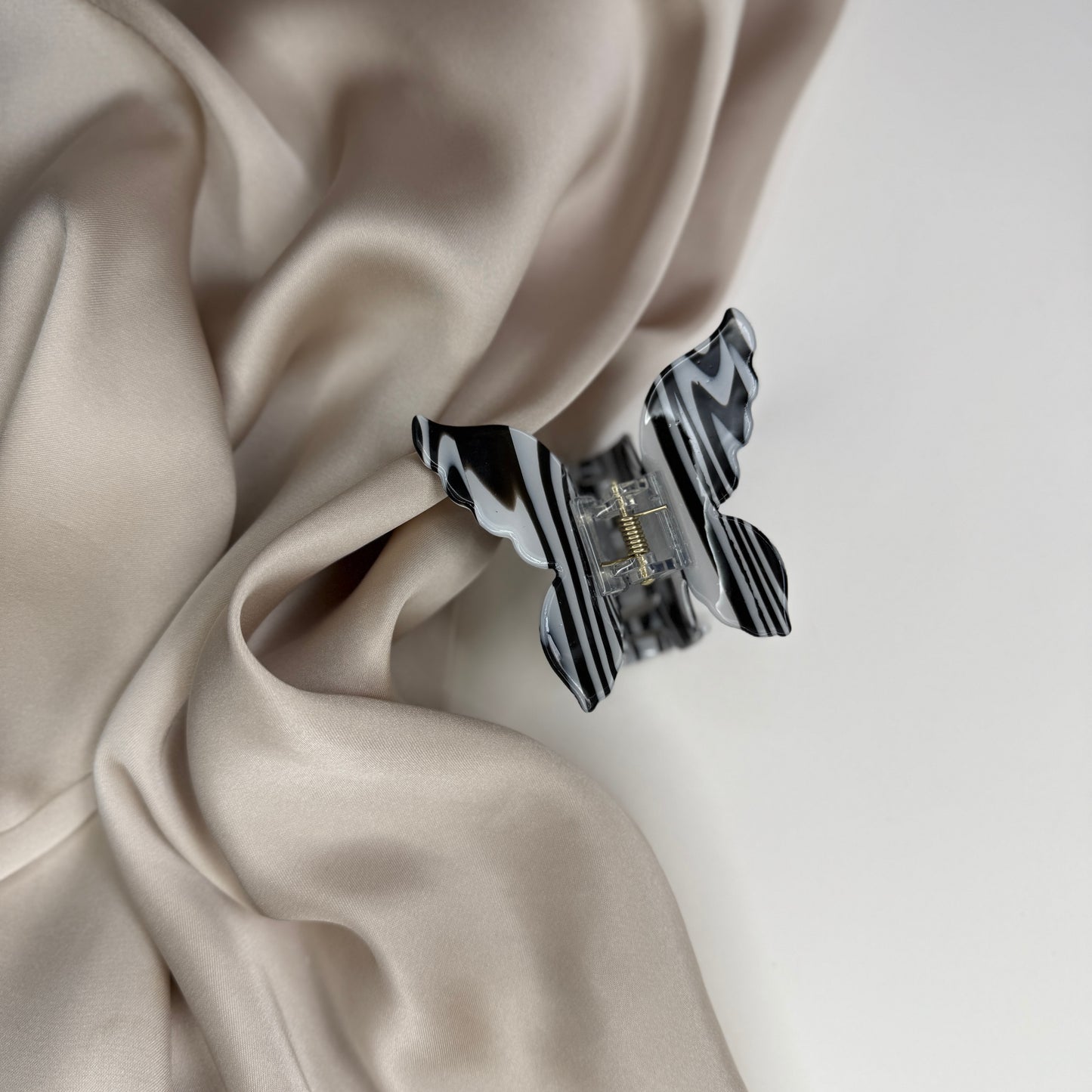 Butterfly Hair Claw Clip-Colorful &Lightweight Grip