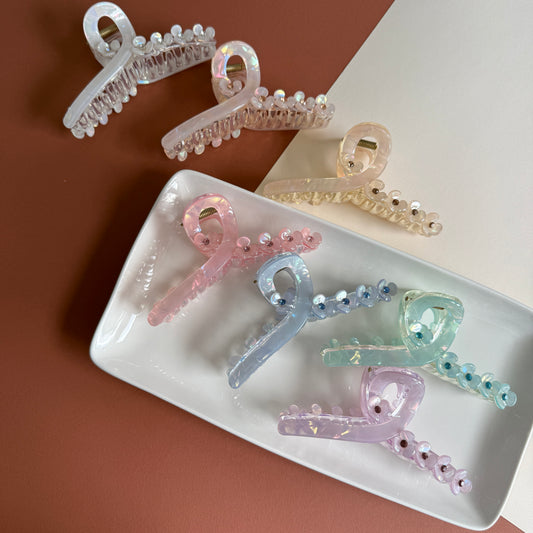 Iridescent Flower Hair Claw Clip – Pastel Petal Elegance